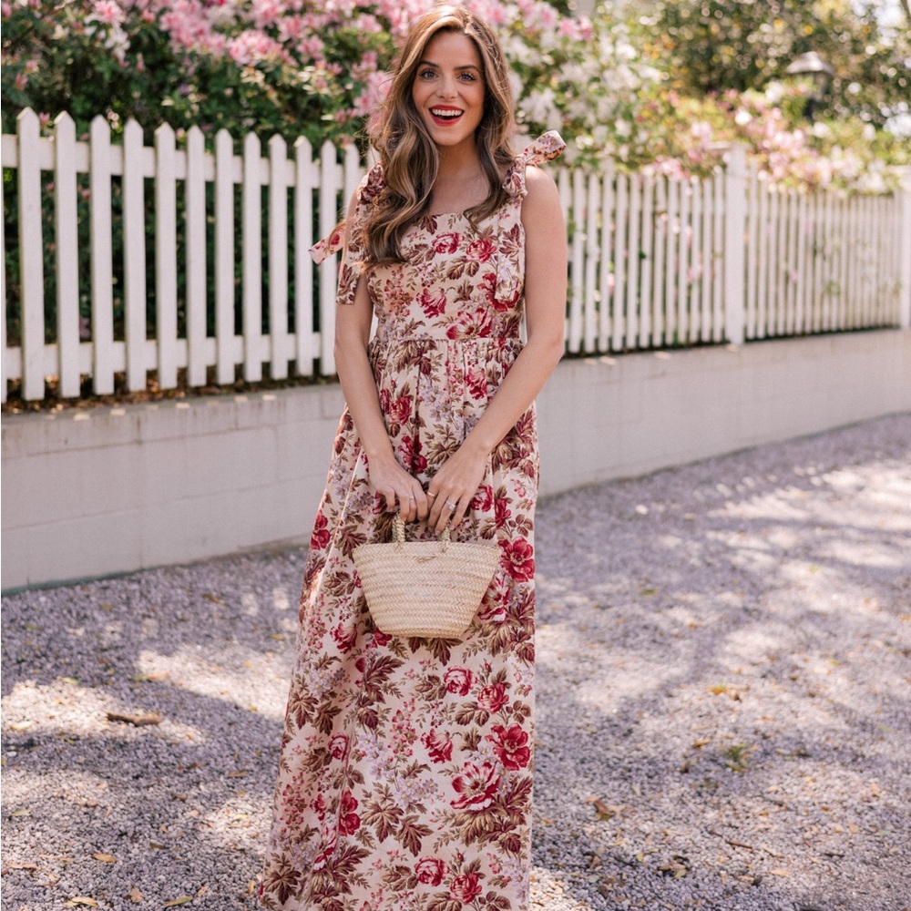 Gal Meets Glam Makenna Dress